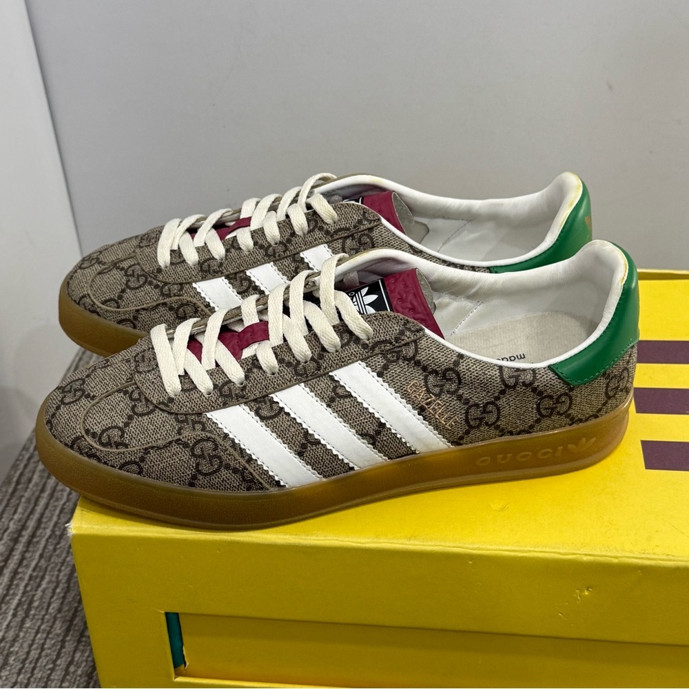 Gucci x Adidas Women’s Sneakers. - Picture 5 of 6